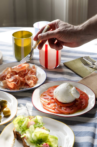 Maegen Statement Plate - 'good food and good company.'