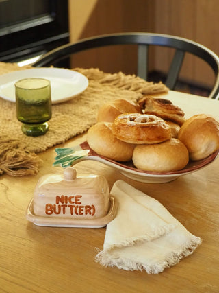 'Nice butt(er)' butter dish