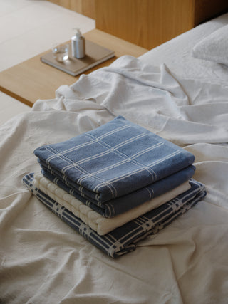 BAINA Ness Celeste & Chalk Hand Towel