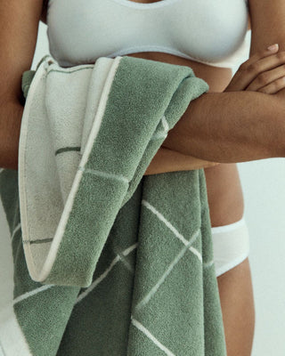 BAINA BETHELL BATH TOWEL Sage & Chalk