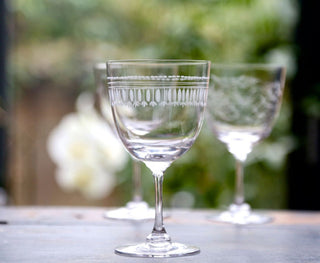 The Vintage List Ovals Wine Glasses Set of 6 - La Gent Thoughtful Gifts